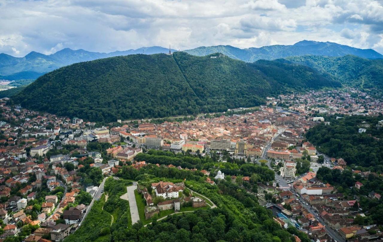 Cozy Corner Apartment Brasov Ngoại thất bức ảnh